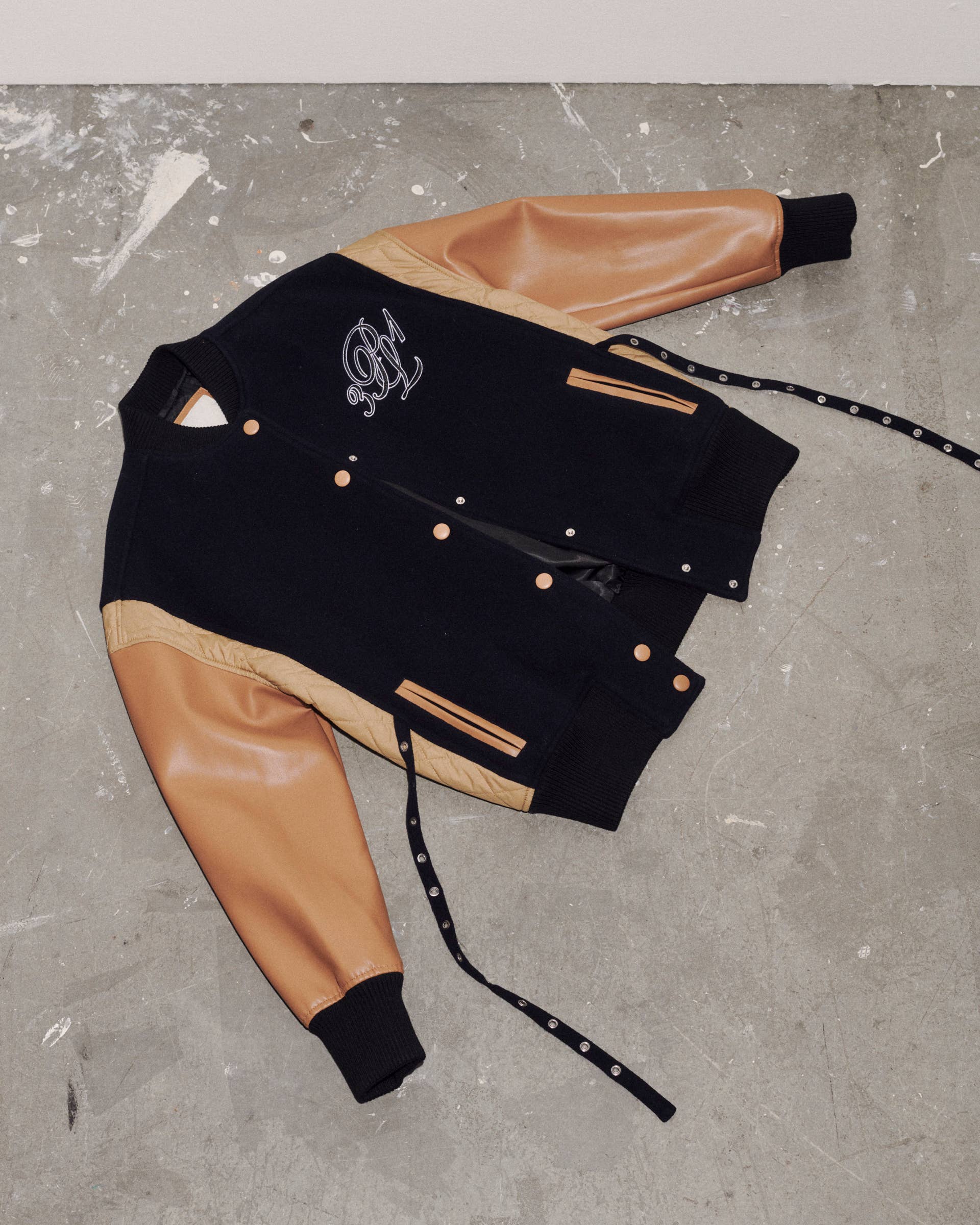 Hopboe Must Read: Skims Is Opening Permanent Stores, Shopbop and 3.1 Phillip ...