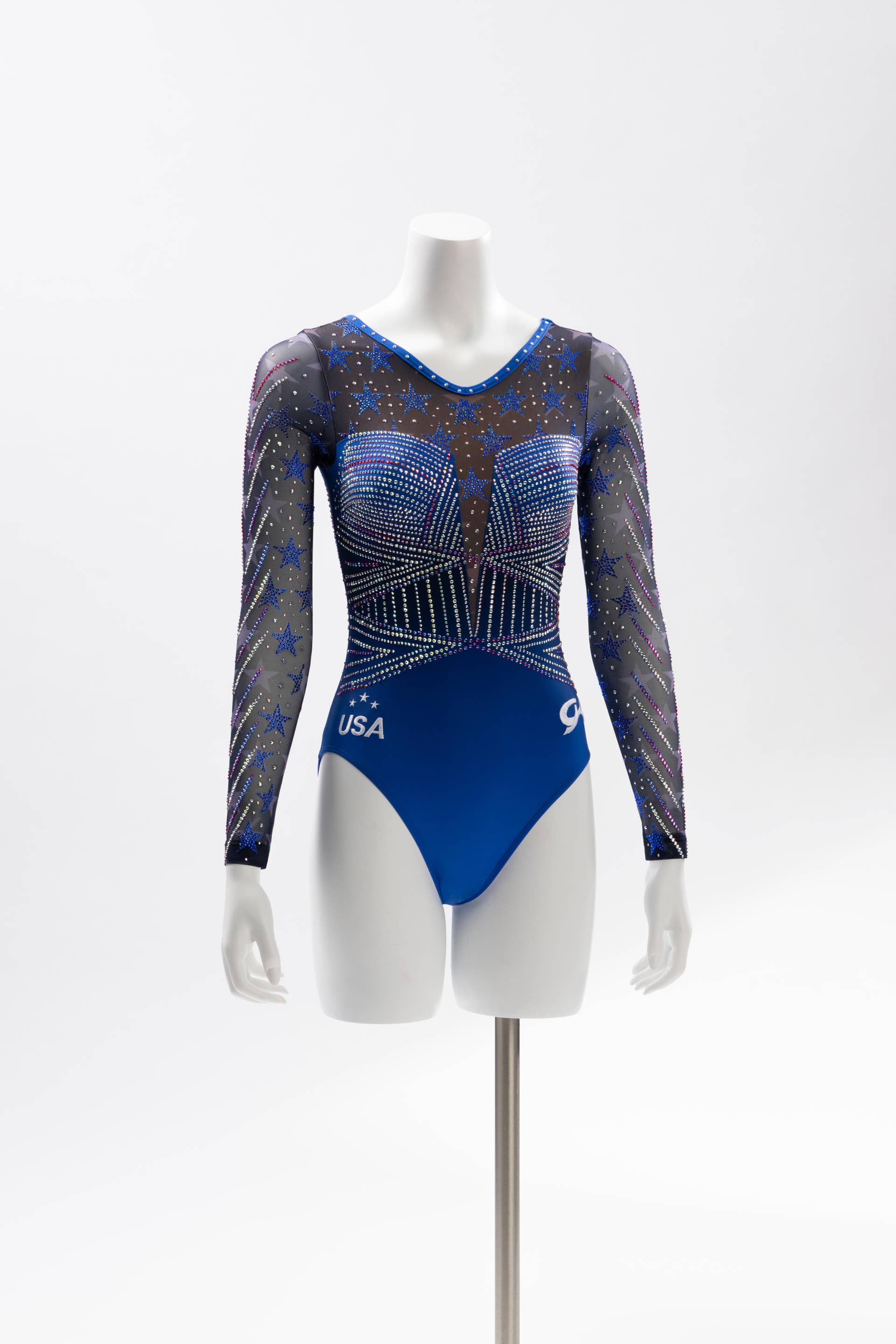 Processus d'enfilage du maillot de compétition image