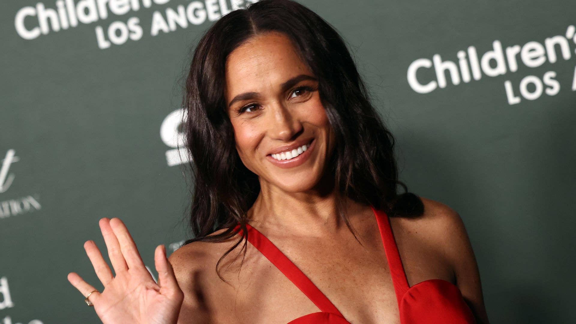 carolina herrera red dress meghan markle Meghan Markle's Stunning Red Carolina Herrera Gown at Los Angeles  Children's Hospital Gala