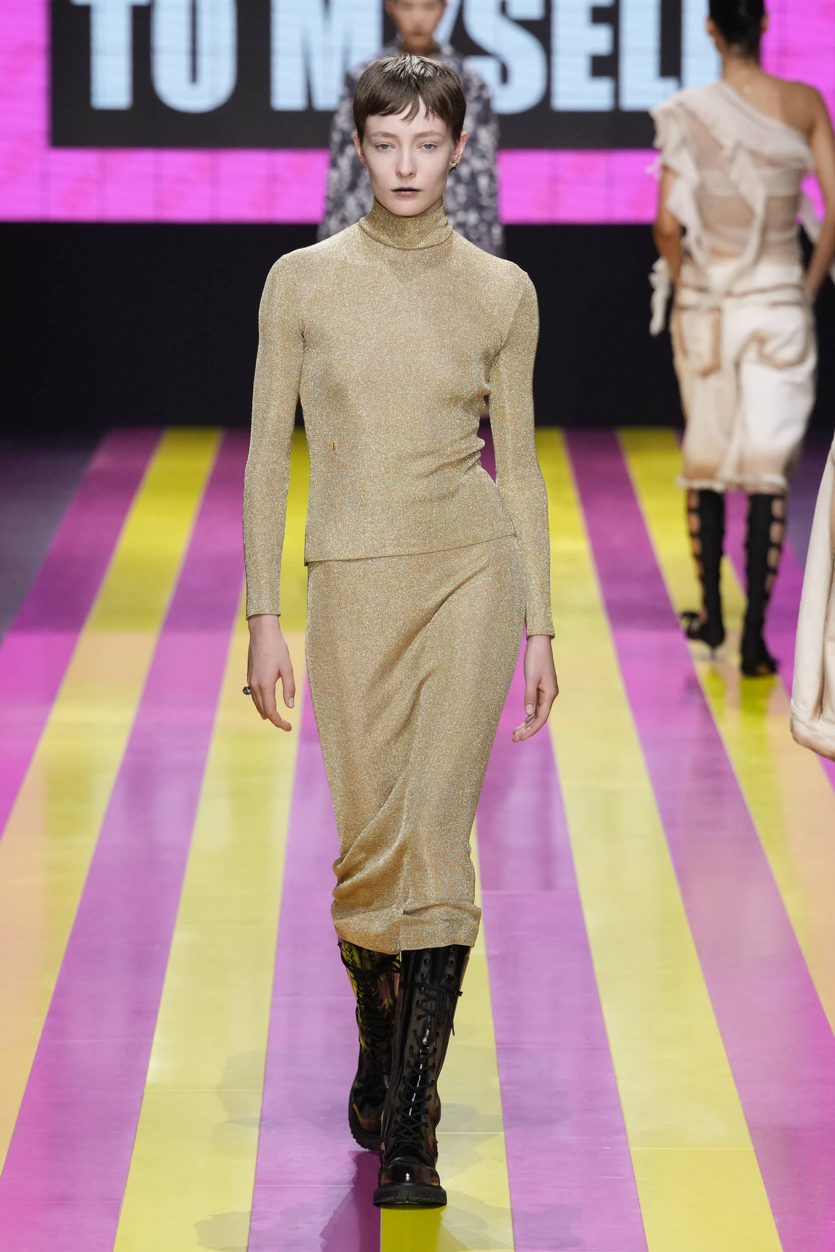 At Dior Spring 2024, a Flashy Art Installation Frames Maria Grazia