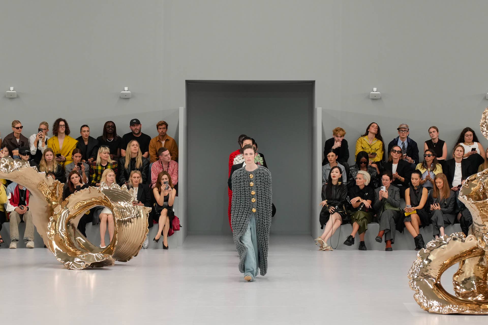 LOEWE Jonathan Anderson初期コレクション 限定1200部 Jonathan Anderson for Loewe: 'A Purist Kind of Thing' - The New