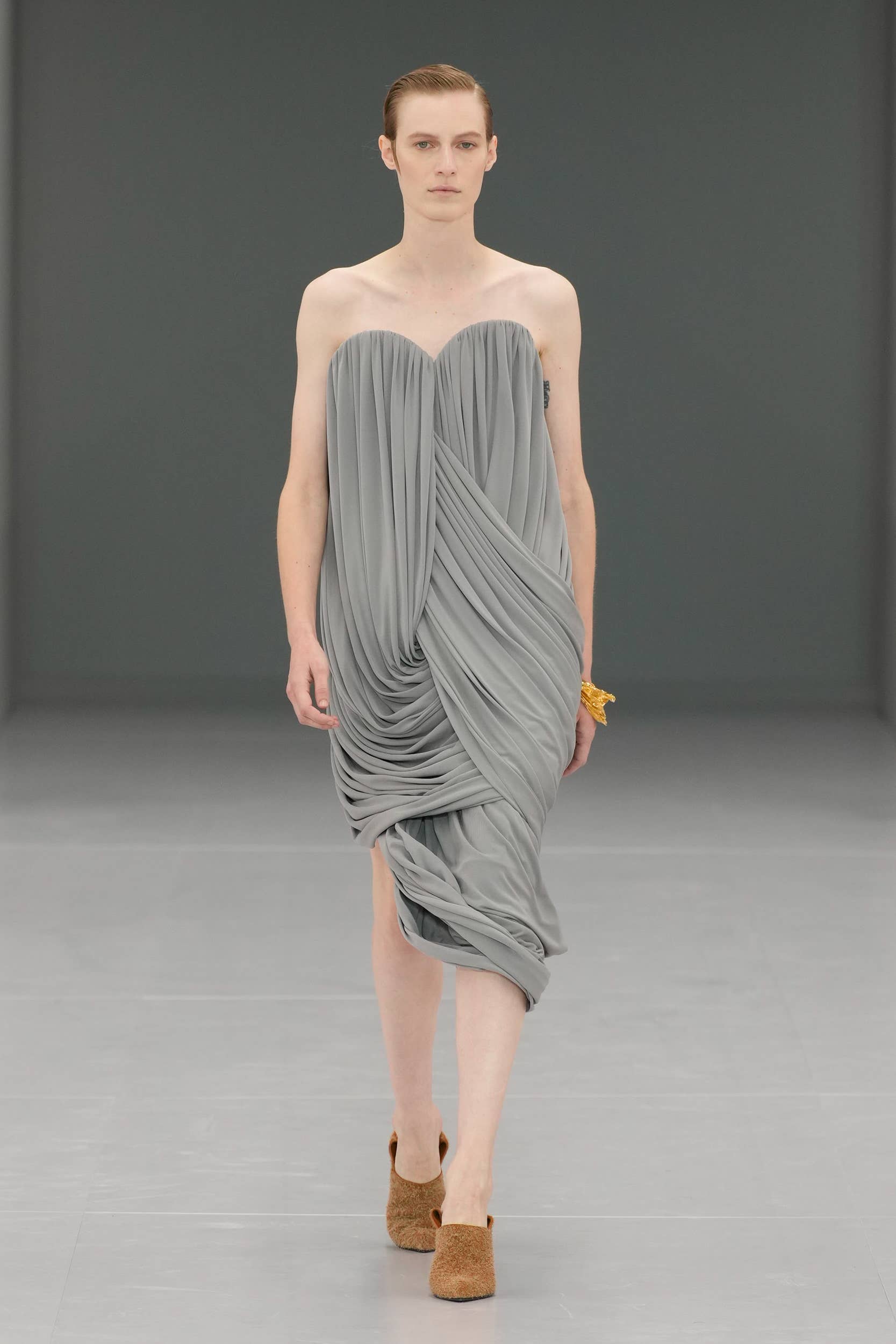 Jonathan Anderson Presents a Loewe Collection for the Everyday
