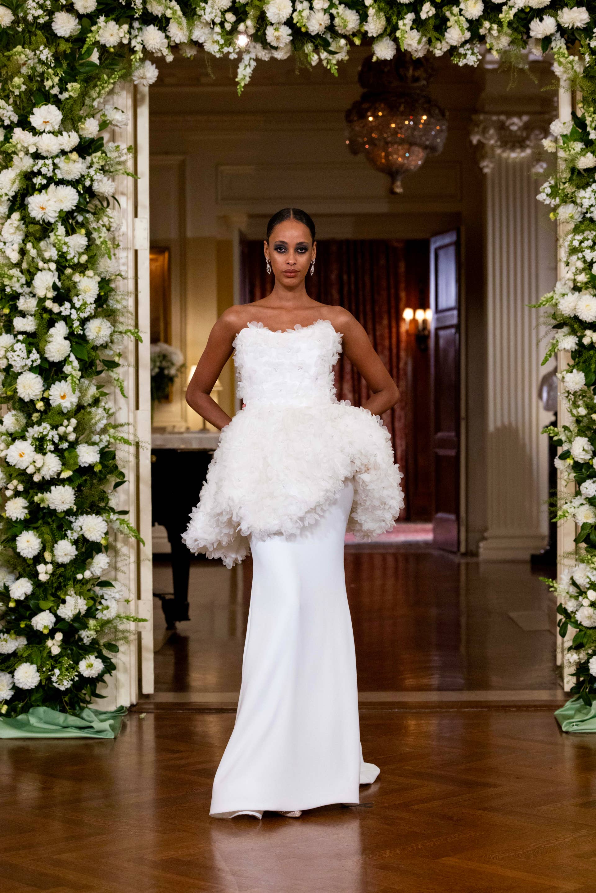 The Top Fall 2024 Wedding Dress Trends Include '80s Bubble Skirts, Corsets and, of Course, Barbie - Fashionista The Top Fall 2024 Wedding Dress Trends Include '80s Bubble Skirts, Corsets and, of Course, Barbie - Fashionista