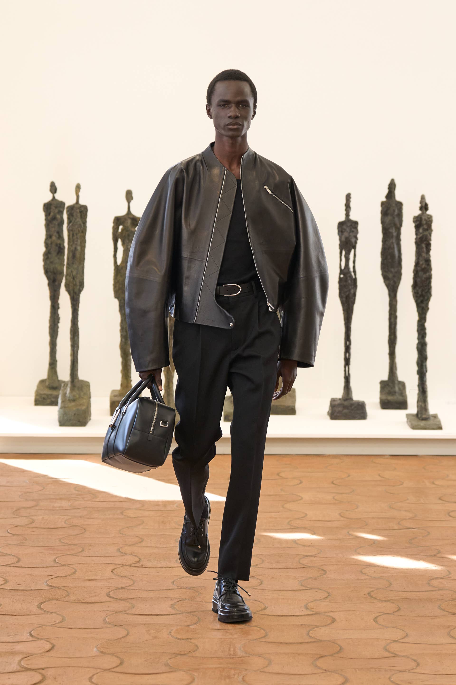 jacquemus-les-sculptures-ss24- 