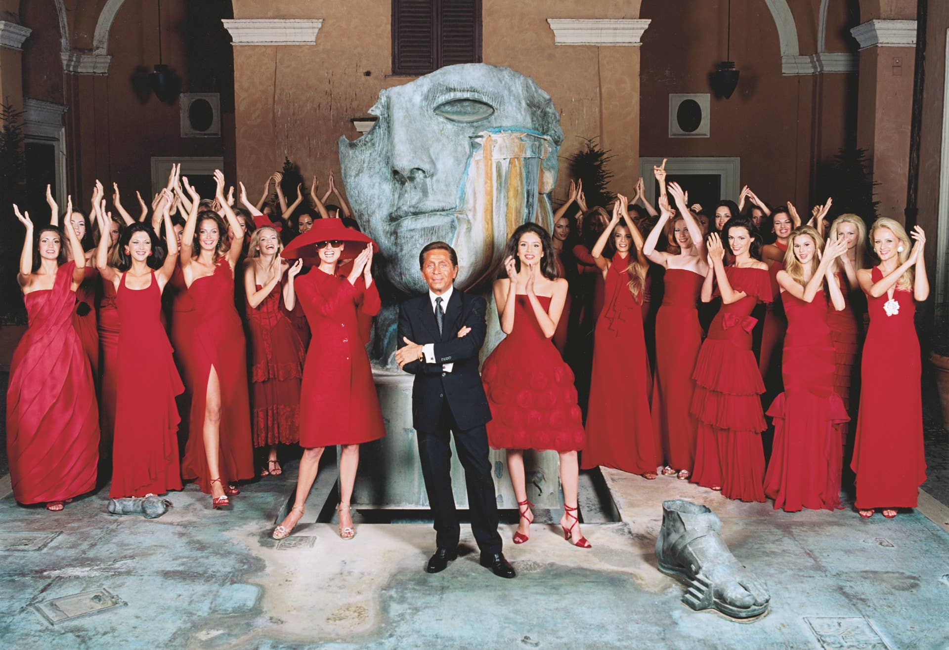 How Valentino Garavani Became 'Keeper of the Couture Flame