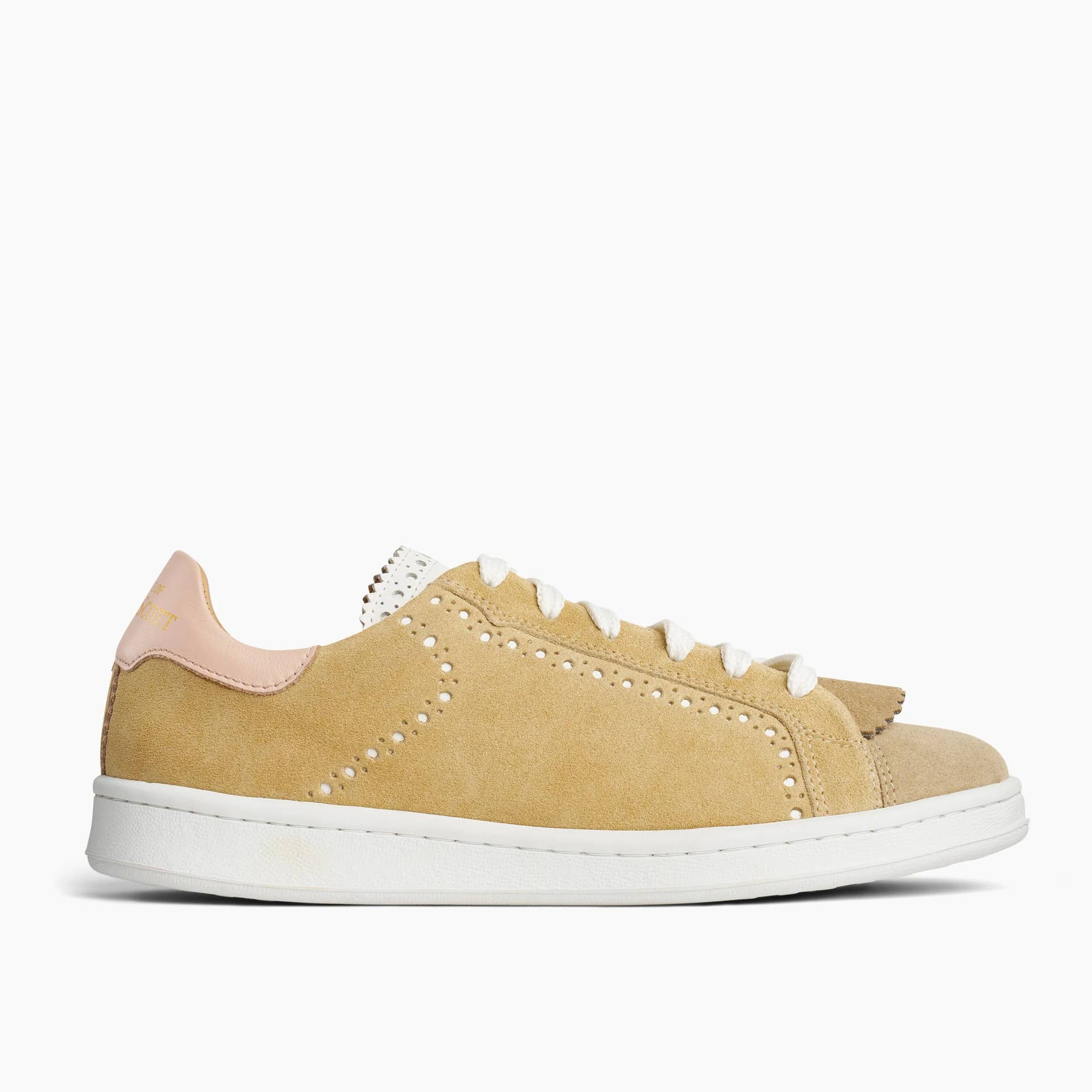 Fall's Trending Sneakers Feel Like a Blast From the Past: Shop The Best  Retro Trainers - Fashionista