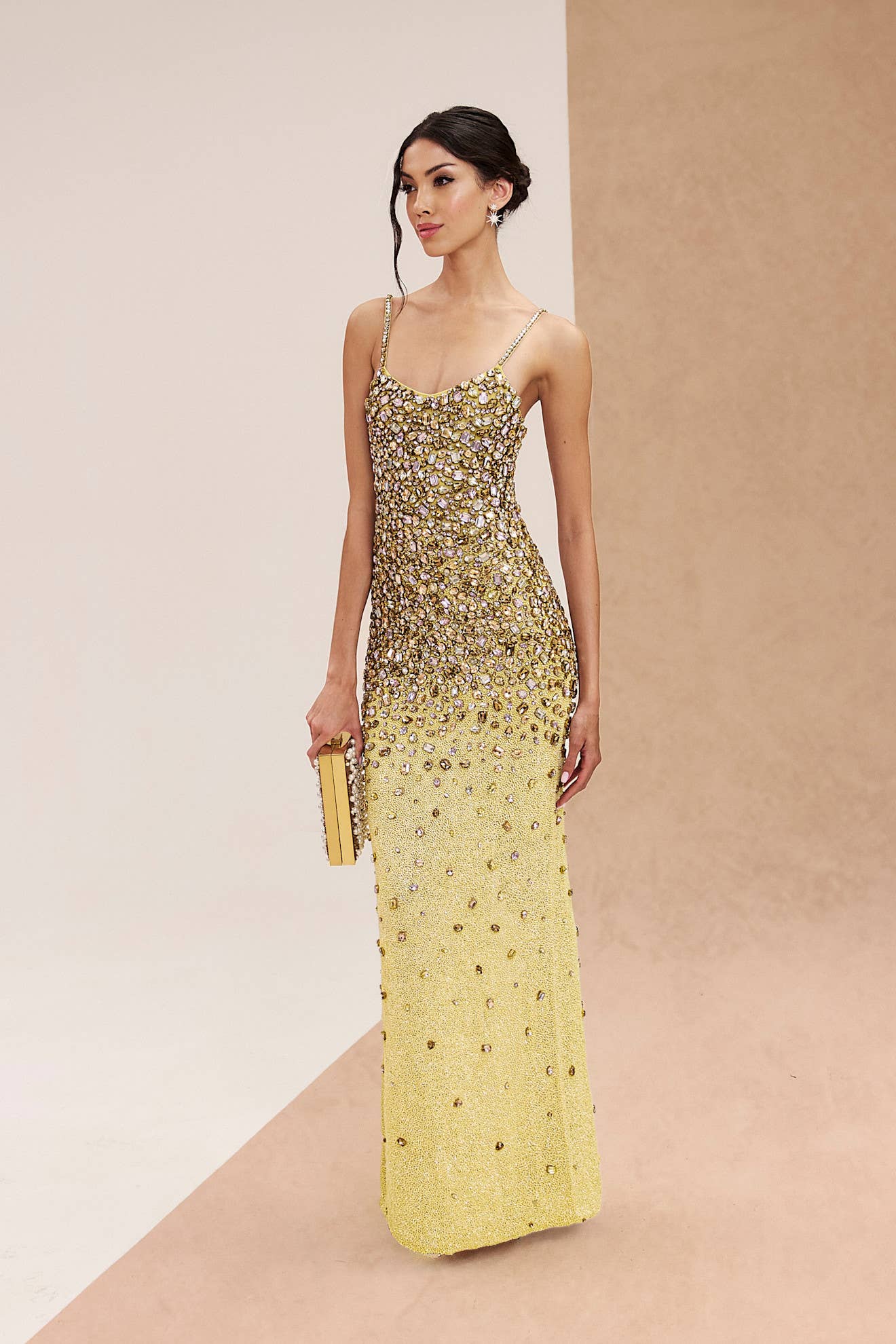 Alice + Olivia Spring 2026 Dives Into Americana Motifs - Fashionista