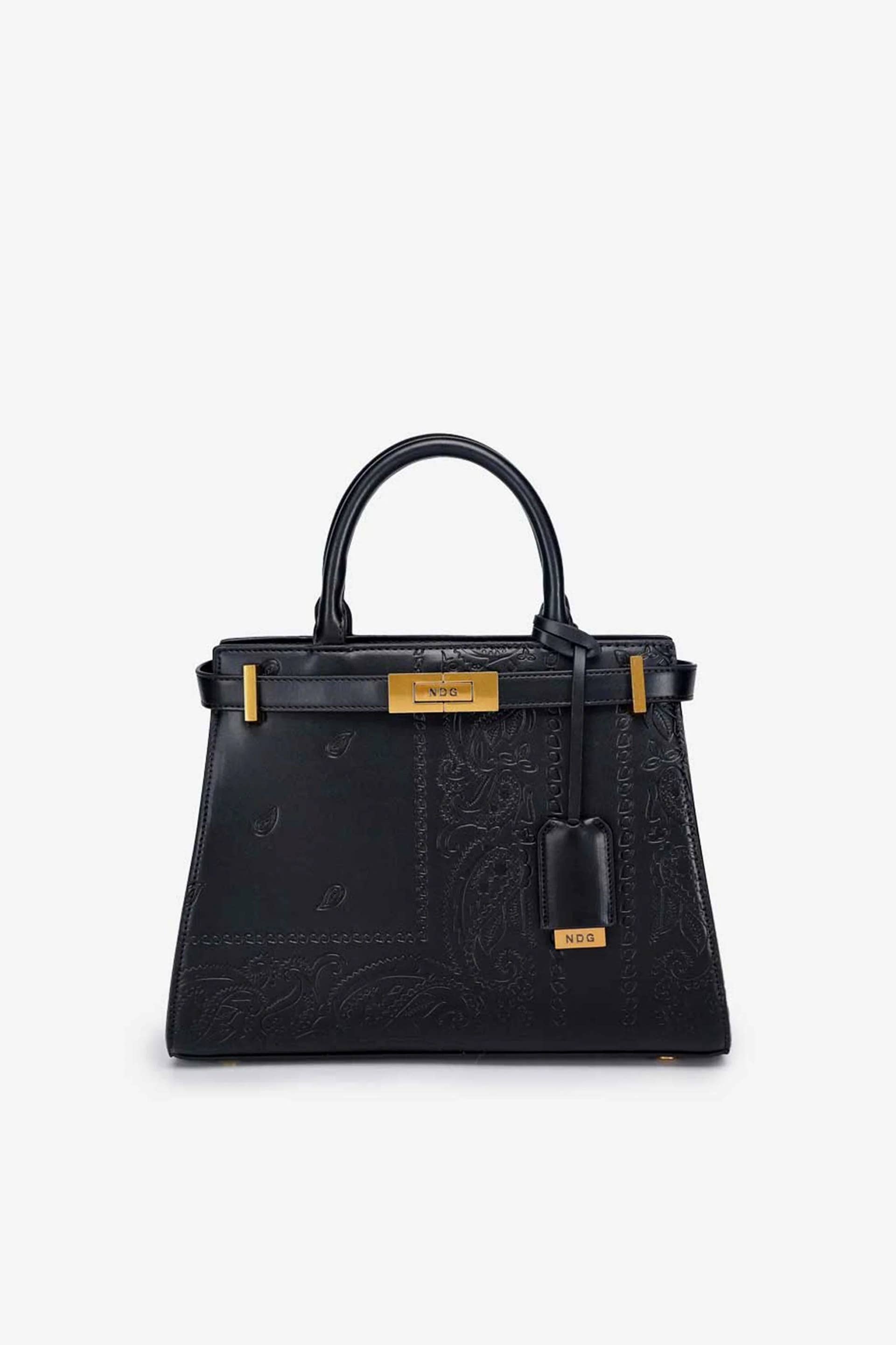 Say Hello to the Handbag Trends We'll Be Carrying Into 2026 - Fashionista