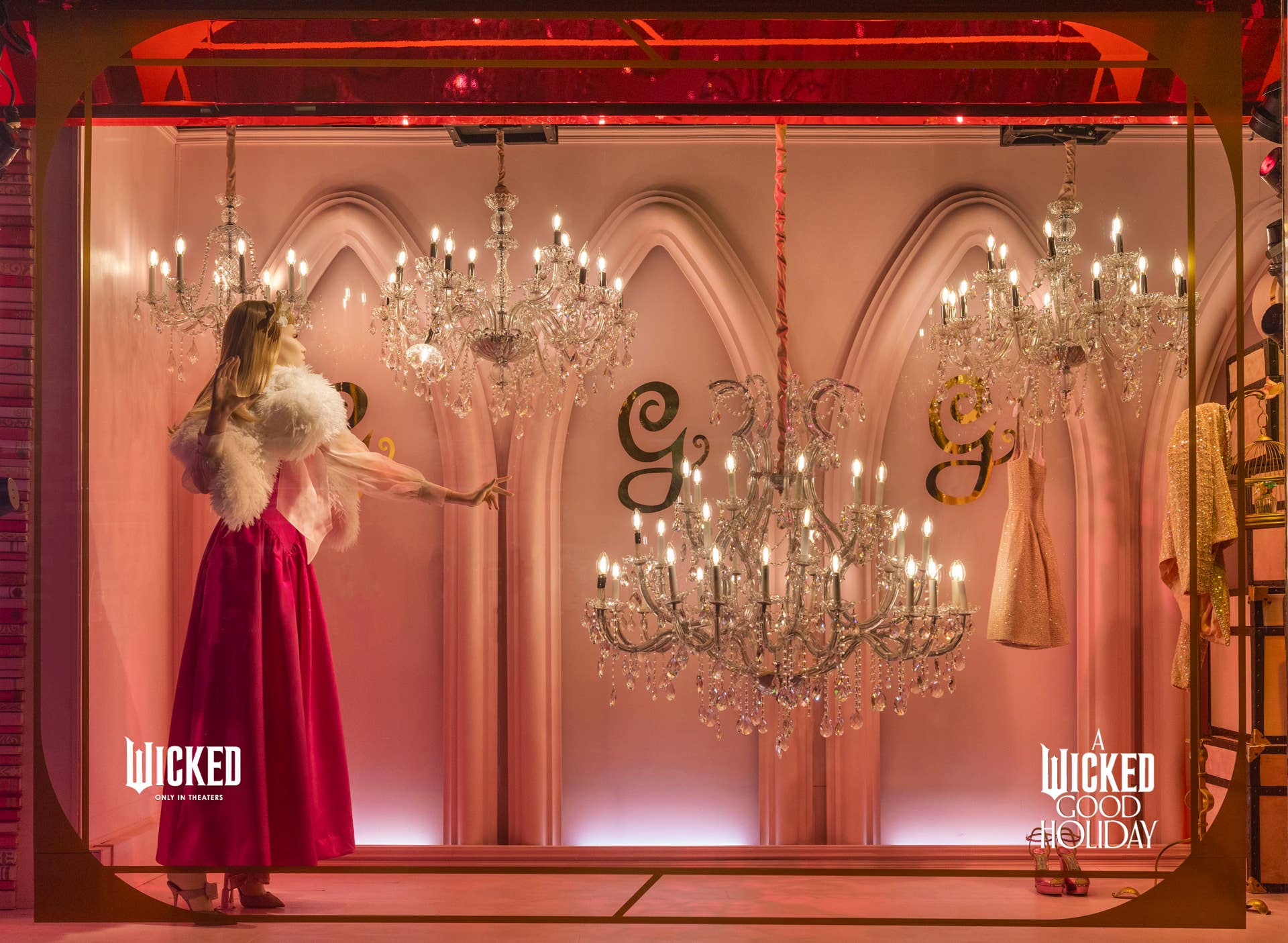 See the Best 2024 Holiday Windows in New York City - Fashionista