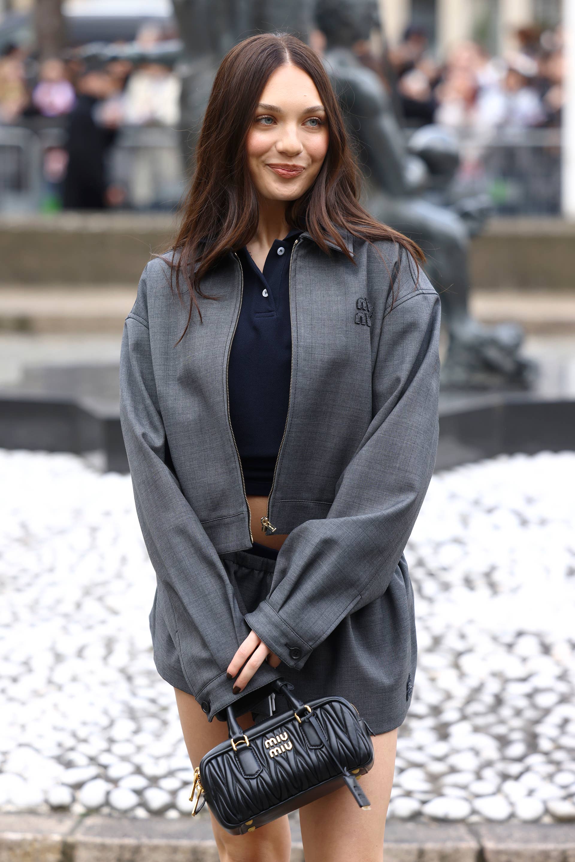 maddie マディ　チャコール OVERSIZED HOODIE MELTON｜MADISONBLUE（マディソンブルー）正規