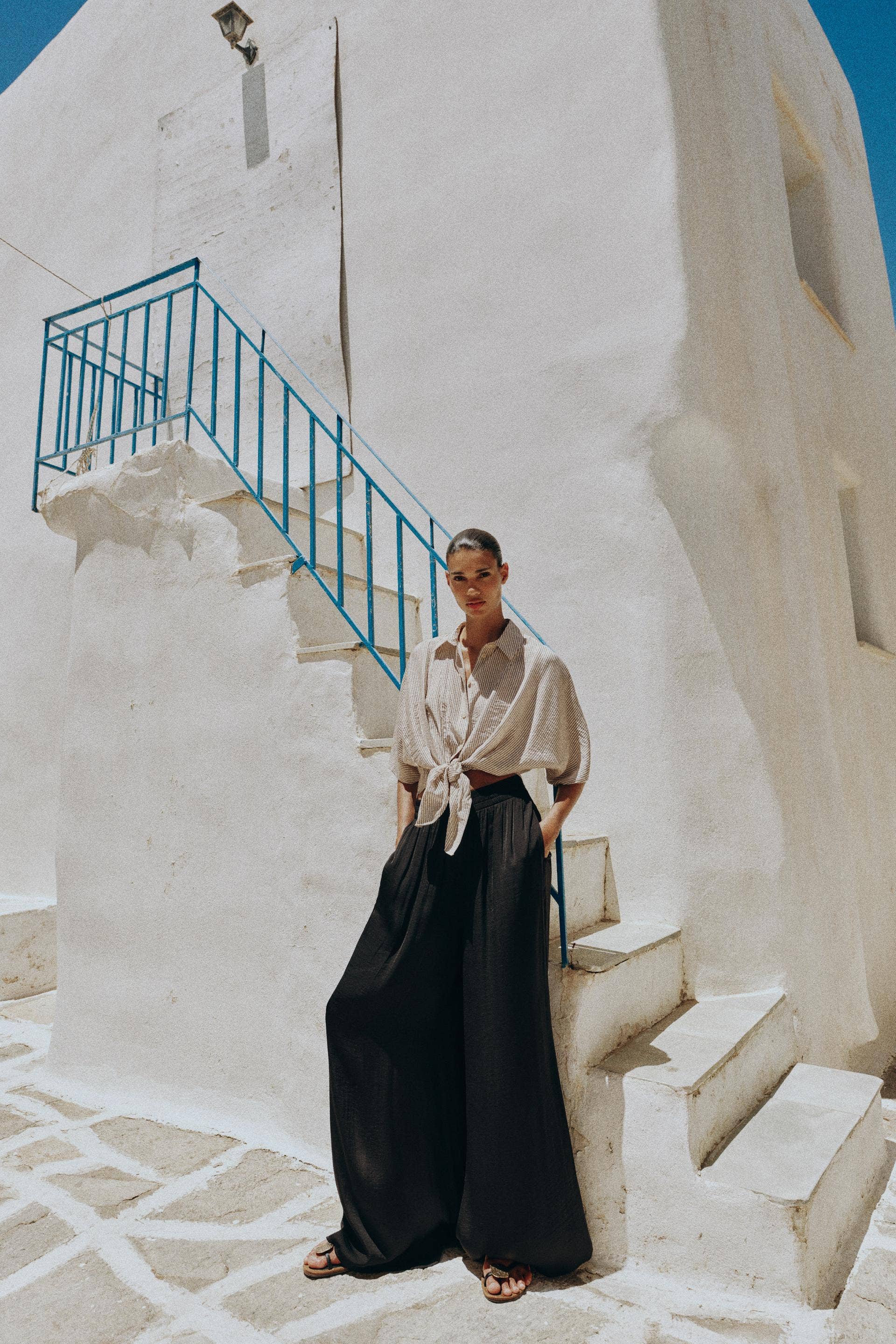 يجب أن تقرأ: نوردستروم يعين نائب الرئيس الجديد، مدير الأزياء، Zara Pants ينتشر على نطاق واسع لتسببه في إصابات