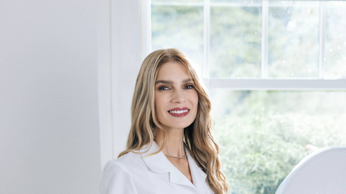 FashionWireDaily — A Highly Credentialed Derm Says to 'Save your Money' Rather Than Use These Trendy Skin-Care Ingredients