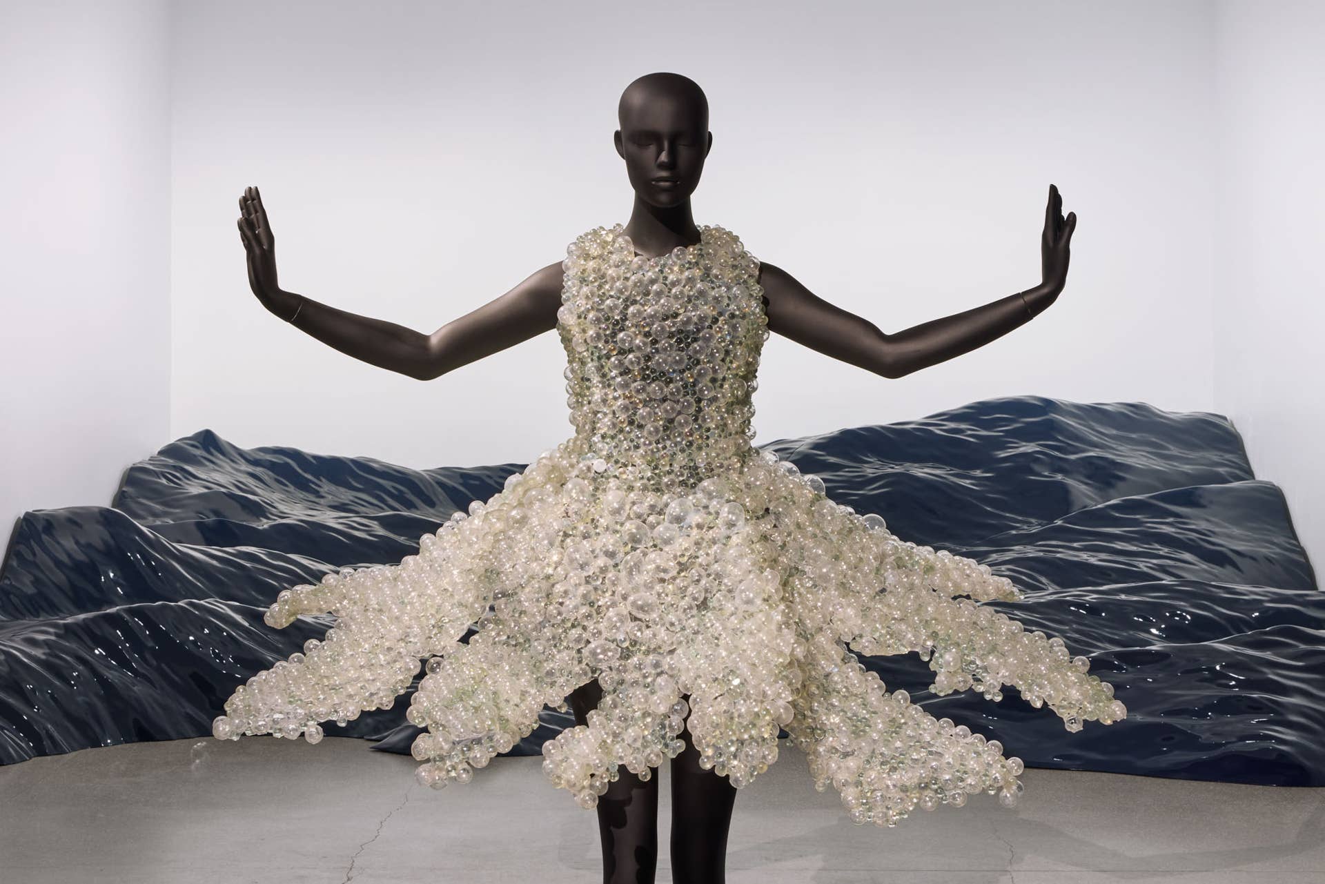 Iris Van Herpen's 'Sculpting the Senses' Exhibit Bridges Couture