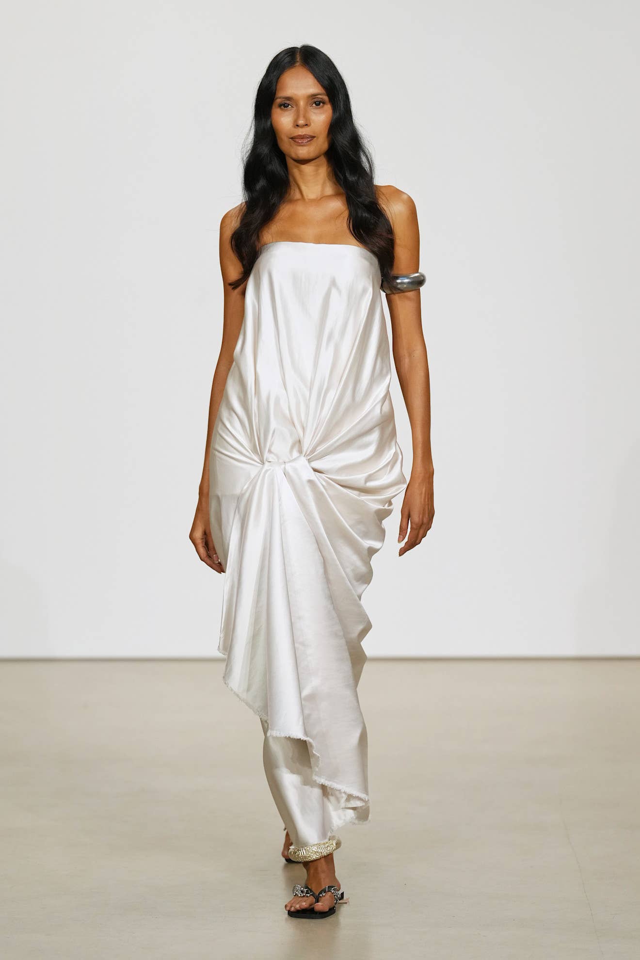 Spring Challenge Prabal Gurung Frees Women From the Constraints of Corsetry for Spring ...
