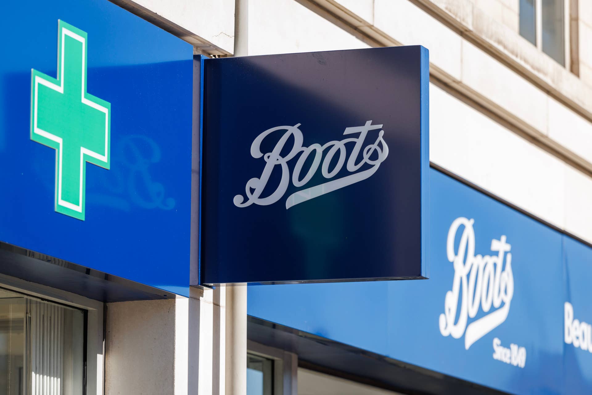 Boots £7bn Weston Acquisition Opens UK O2O Expansion for Health & Beauty Sellers
