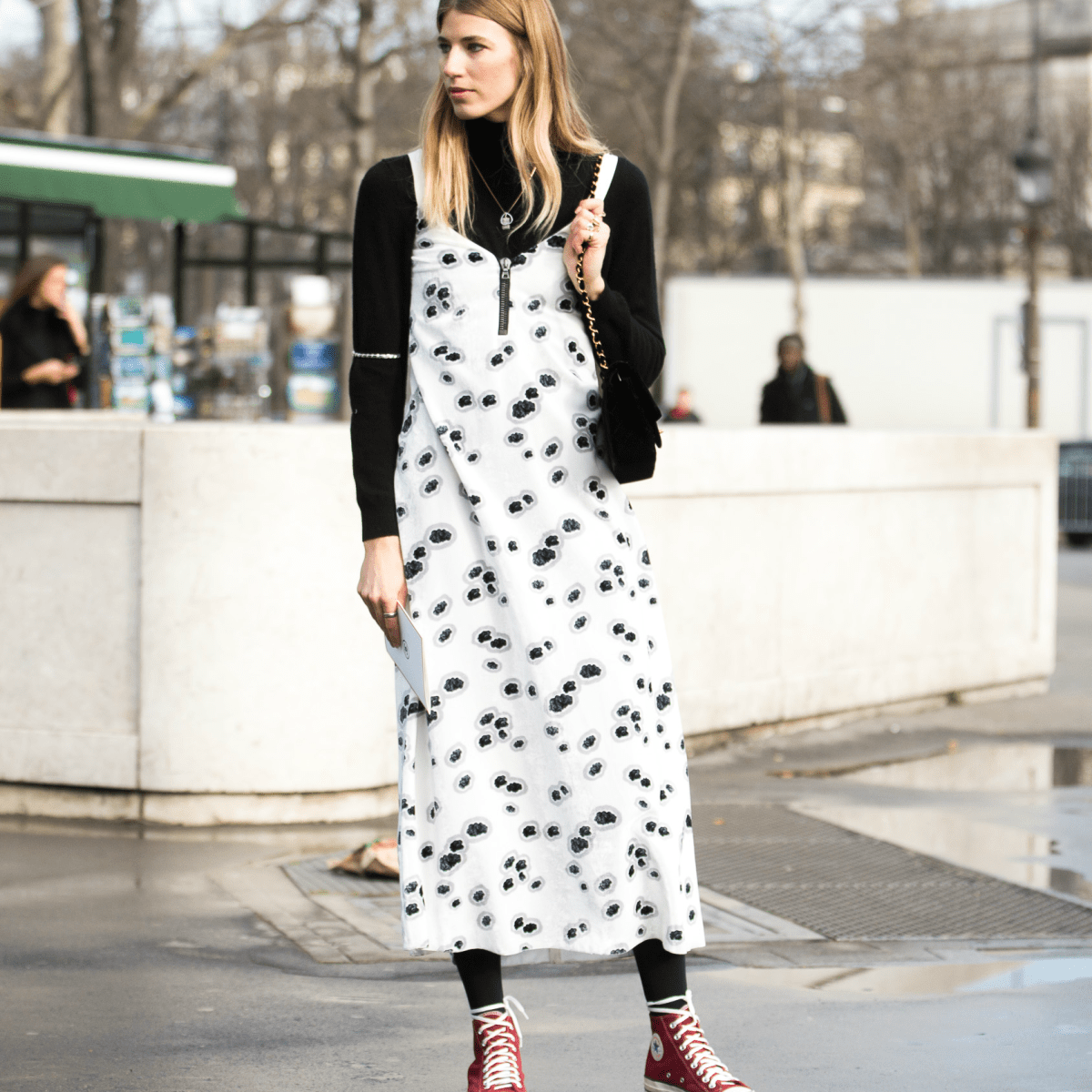 https://fashionista.com/.image/ar_1%3A1%2Cc_fill%2Ccs_srgb%2Cq_auto%3Agood%2Cw_1200/MTU5Mzc0ODUzMzQ5MDU3ODA5/slip-dresses-turtleneck-layering.png