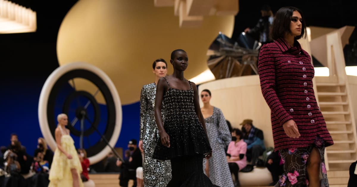Virginie Viard Gives Chanel the Ol' Giddy Up for Spring 2022 Haute Couture  - Fashionista