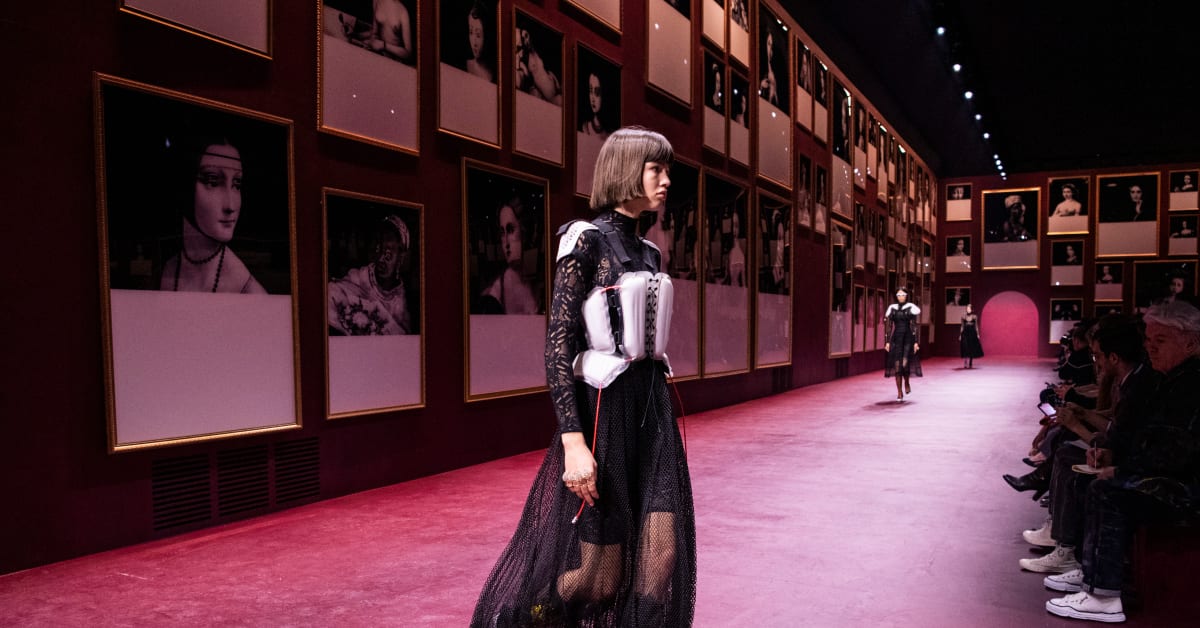 Dior Couture Collection Autumn/Winter 2022-2023 Review