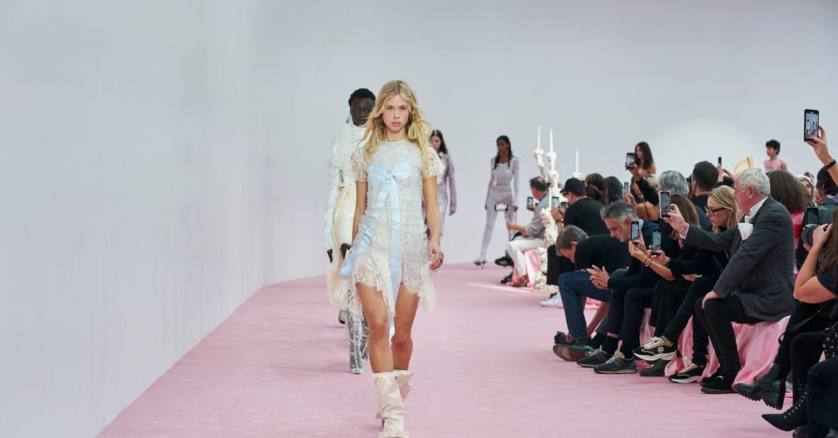 Here's Everything That Happens After a Fashion Show Ends - Fashionista