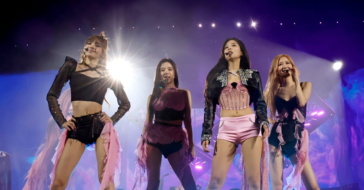 What Blackpink Wore On Stage at Coachella 2023 Weekend One