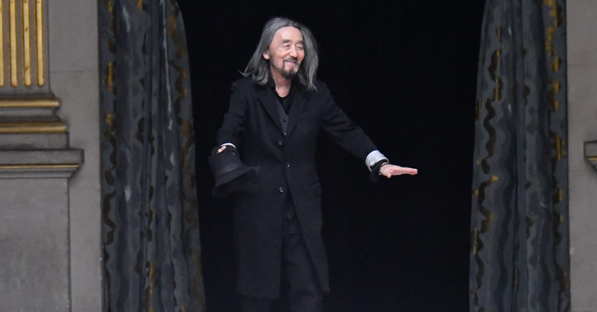 Must Read: Yohji Yamamoto Profiled by 'The Washington Post', How the Beauty  Industry Prepares for the Holidays - Fashionista