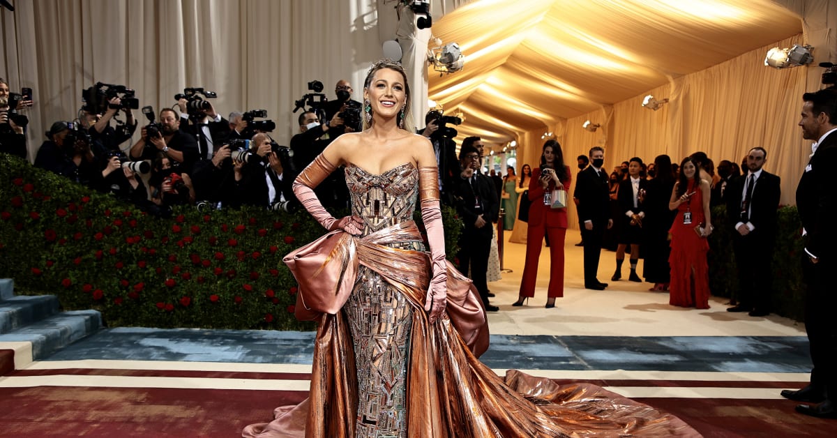 Versace evening gowns 2018 hot sale