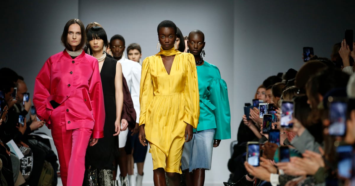 Fall fashion top color 2019