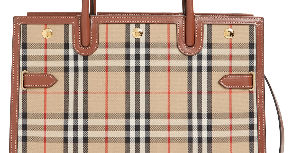 Burberry spiked 2024 bag