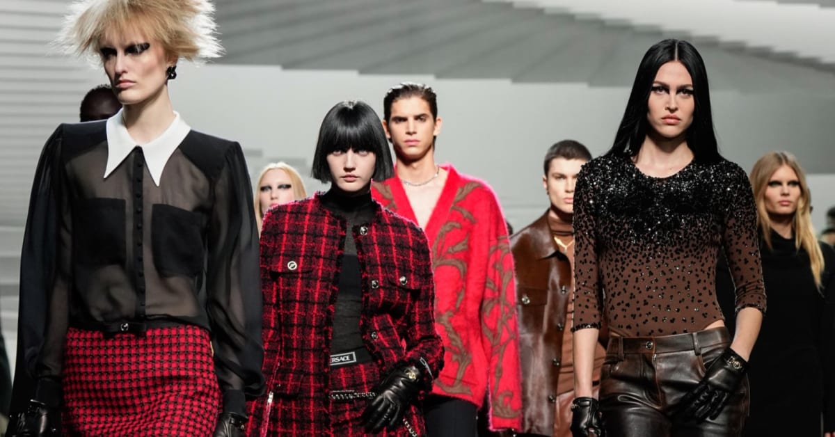 Versace vs burberry clearance