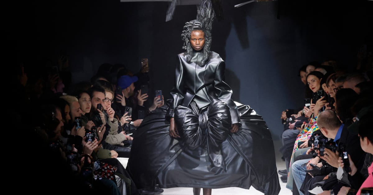 【限定特価】 Shows Kawakubo Rei What for Leather Black With Do Can She アート・デザイン・音楽