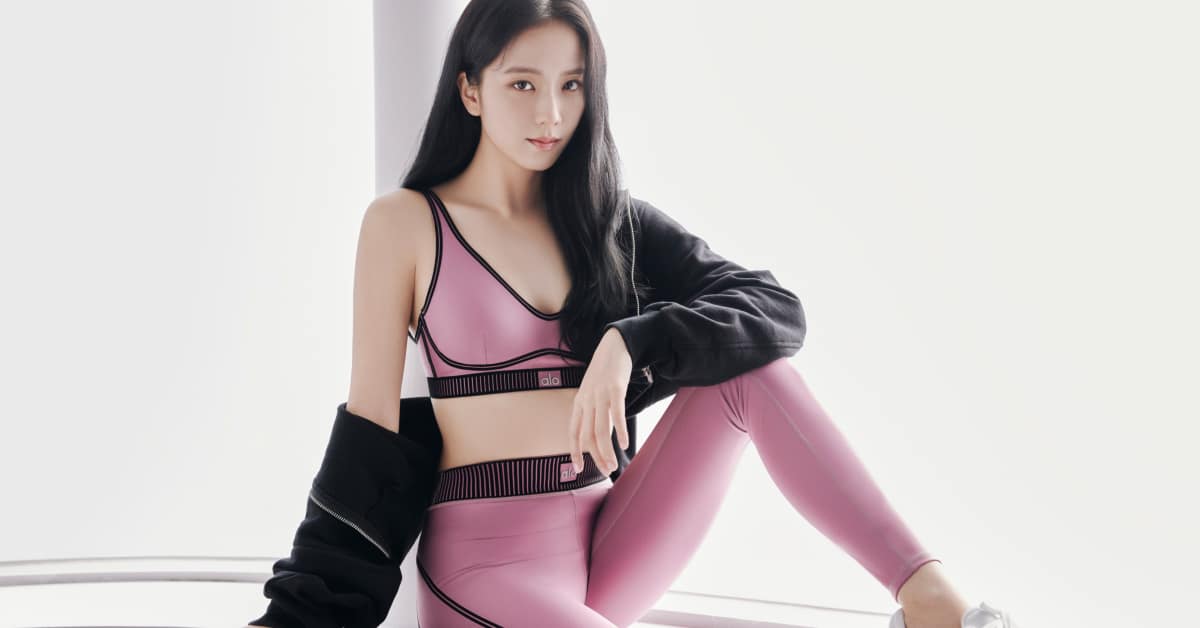 blackpink-jisoo-alo-yoga-