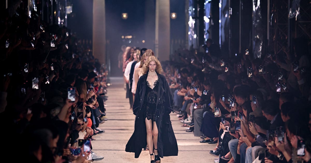 Isabel Marant Pares it Back for Spring 2024 Fashionista
