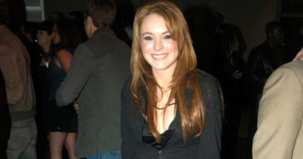 Great Outfits in Fashion History: Lindsay Lohan’s Low-Rise Denim Jeans