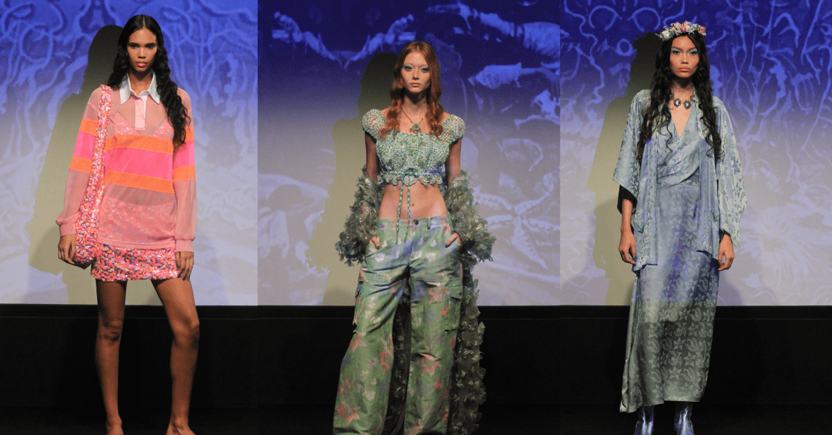 色々な Iridescent Uses Sui Anna and Explore to Textures Metallic ブーツ