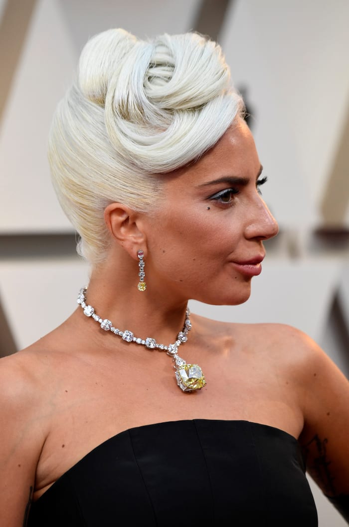 lady gaga 2019 oscars tiffany diamond necklace