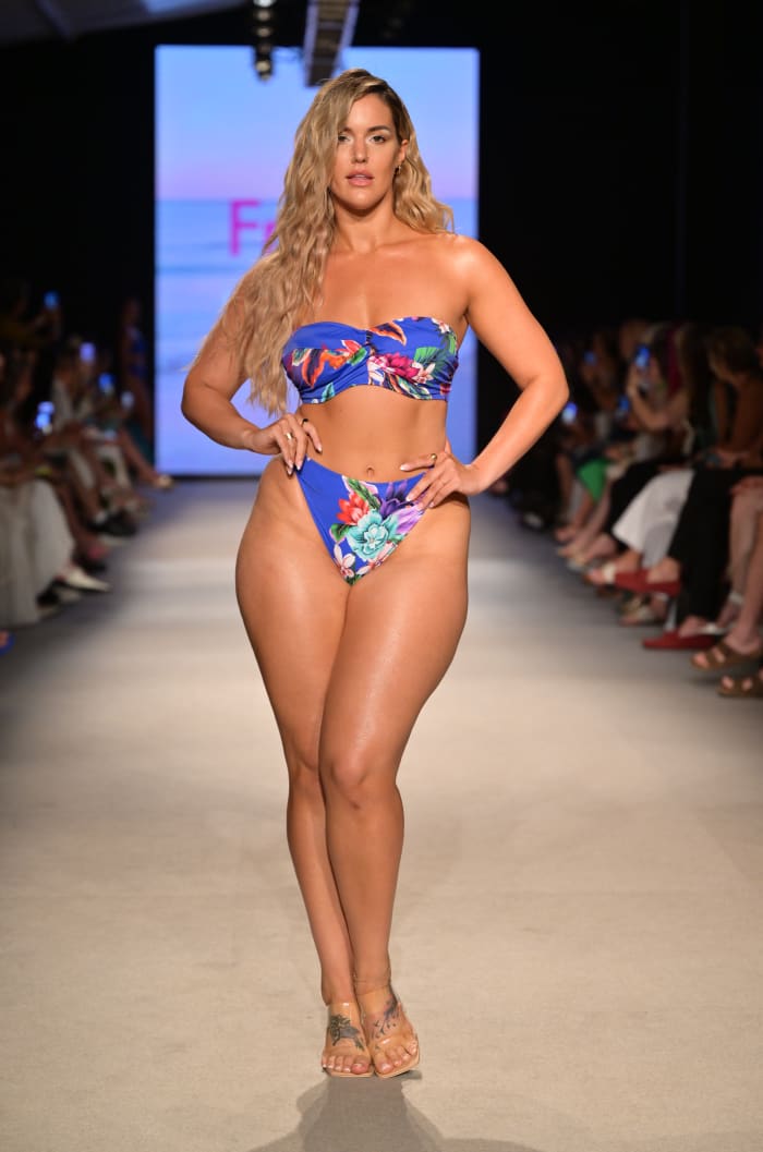 Bikinis y trikinis que arrasan en Miami: el top trend summer 2023 en trajes  de baño
