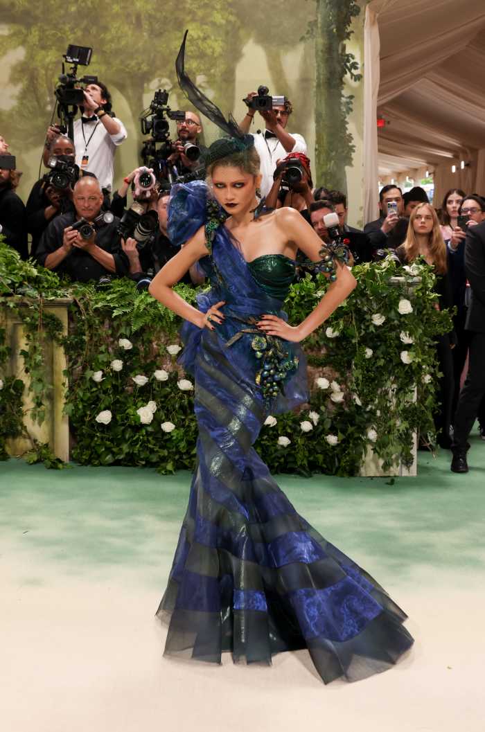 The 2024 Met Gala Red Carpet Was Basically the John Galliano Show ...