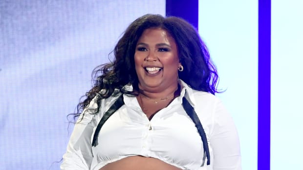 lizzo we can survive outfit