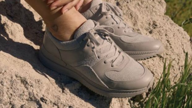 sustainable-sneakers-everlane-adidas-2