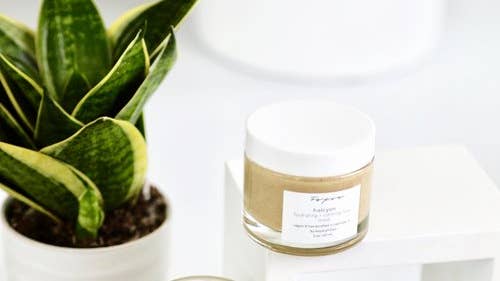 foxie-cosmetics-promo-horiz