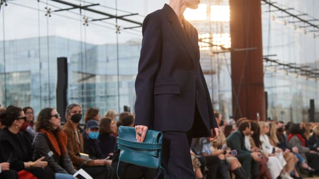 best-handbags-purses-paris-fashion-week-fall-2022-5