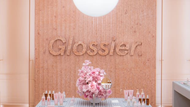 glossier-london-store