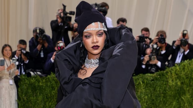  Rihanna attends The 2021 Met Gal