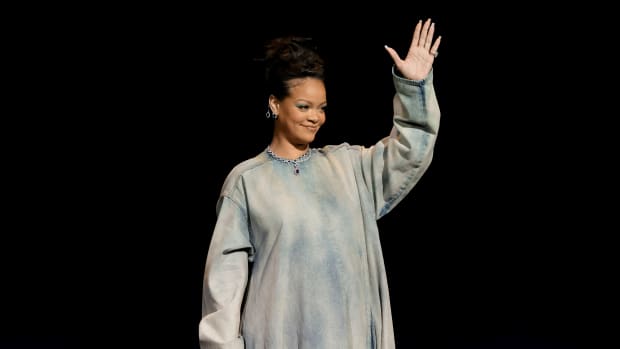 Must Read: Rihanna to Show Fenty x Puma at Paris Fashion Week, Loewe Hires  New CEO - Fashionista