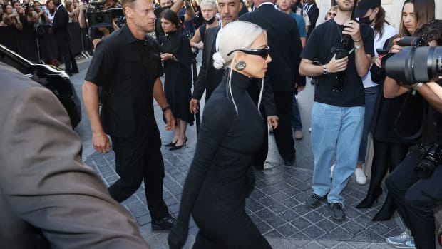 Kim Kardashian arrives at Balenciaga on July 06, 2022 in Paris, France