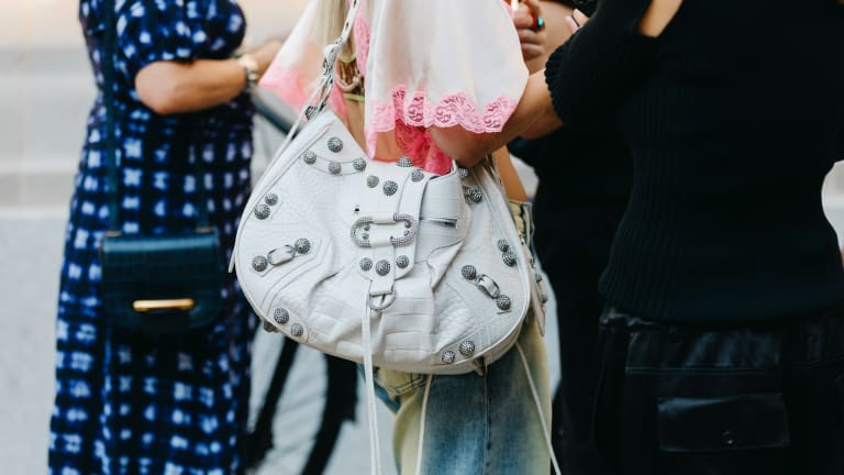 Serial Overpackers, Rejoice: Big Bags Are Back - Fashionista