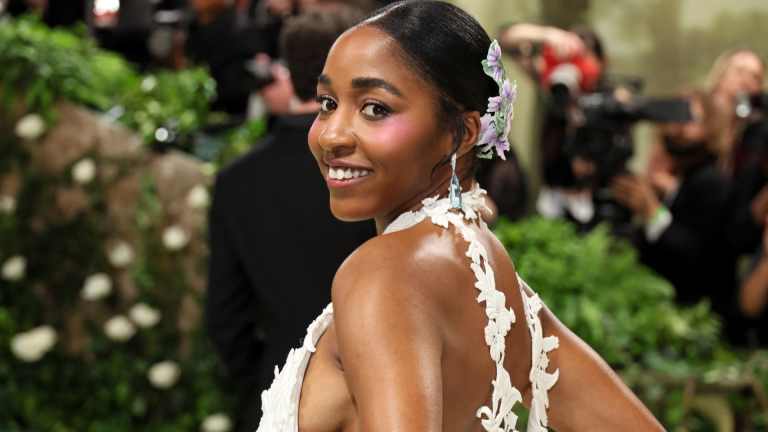 Every Single Look From the 2024 Met Gala Red Carpet