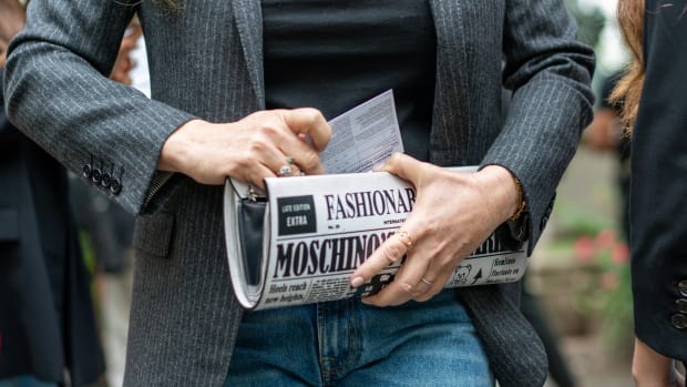 moschino clutch