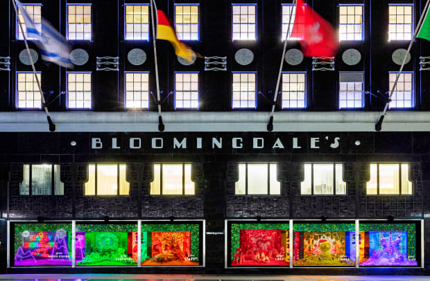 Bloomingdale's Full Windows