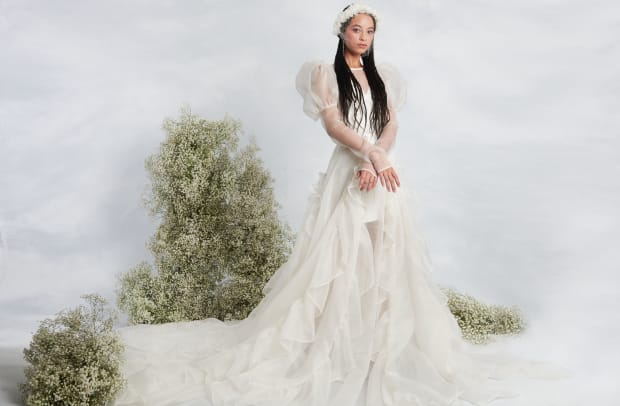 odylyne-the-ceremony-fall-2022-bridal-wedding-dress-KAMILA_2